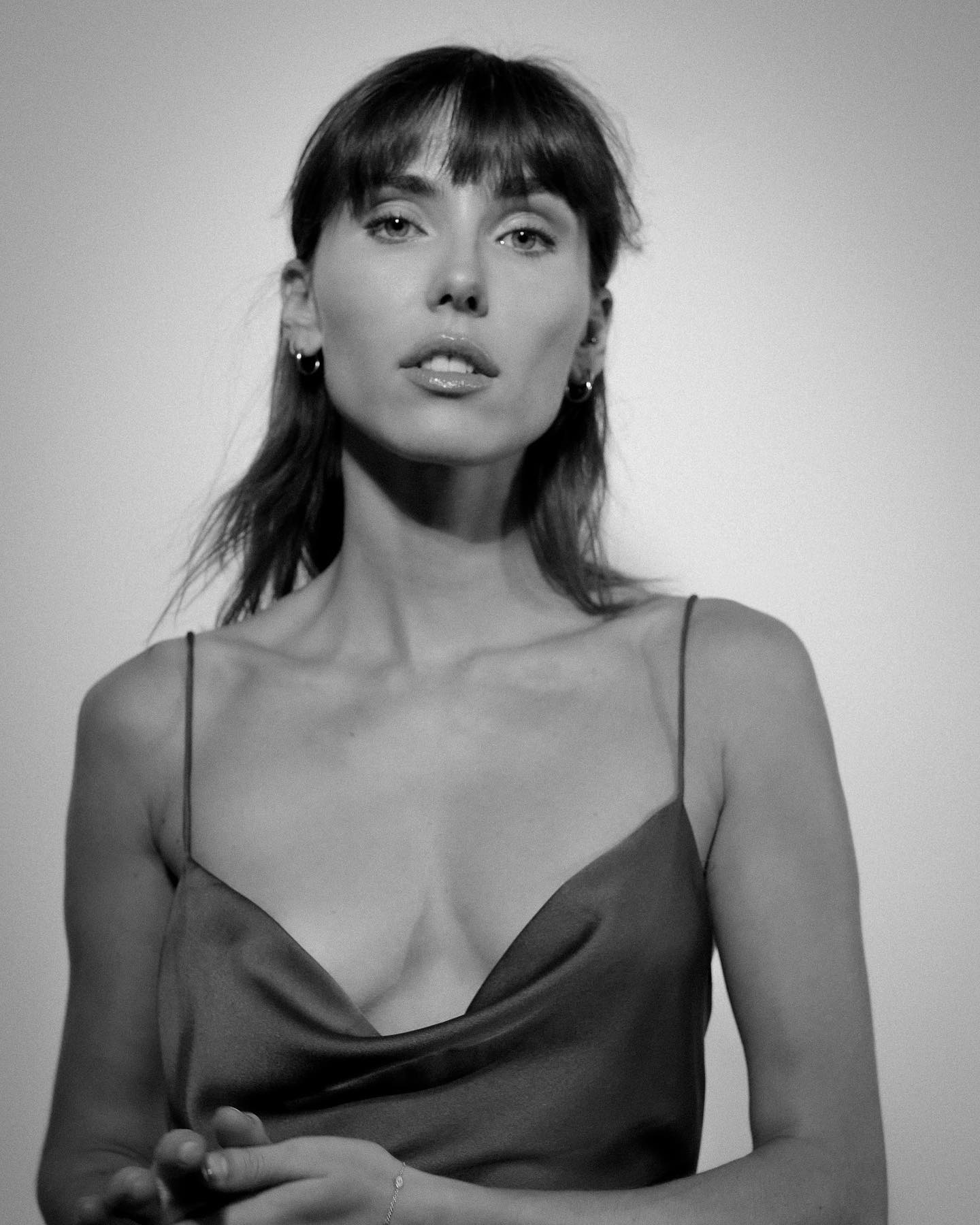 Shoot produced at Le Studio Honoré, central Paris (1st arr.)
