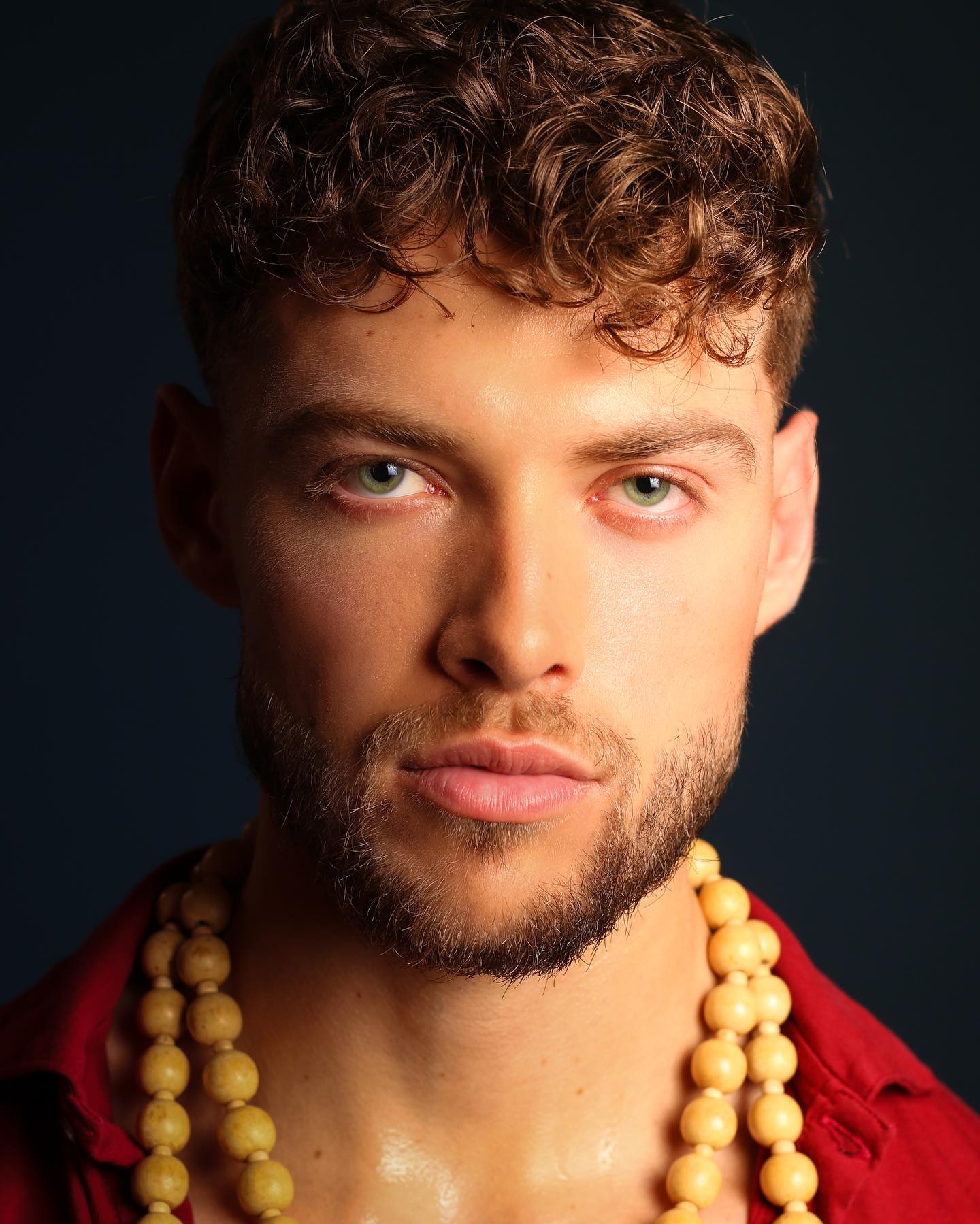 Shoot produced at Le Studio Honoré, central Paris (1st arr.)