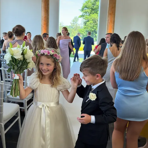 Cortège d'enfants d'honneur, mariage à Marseille