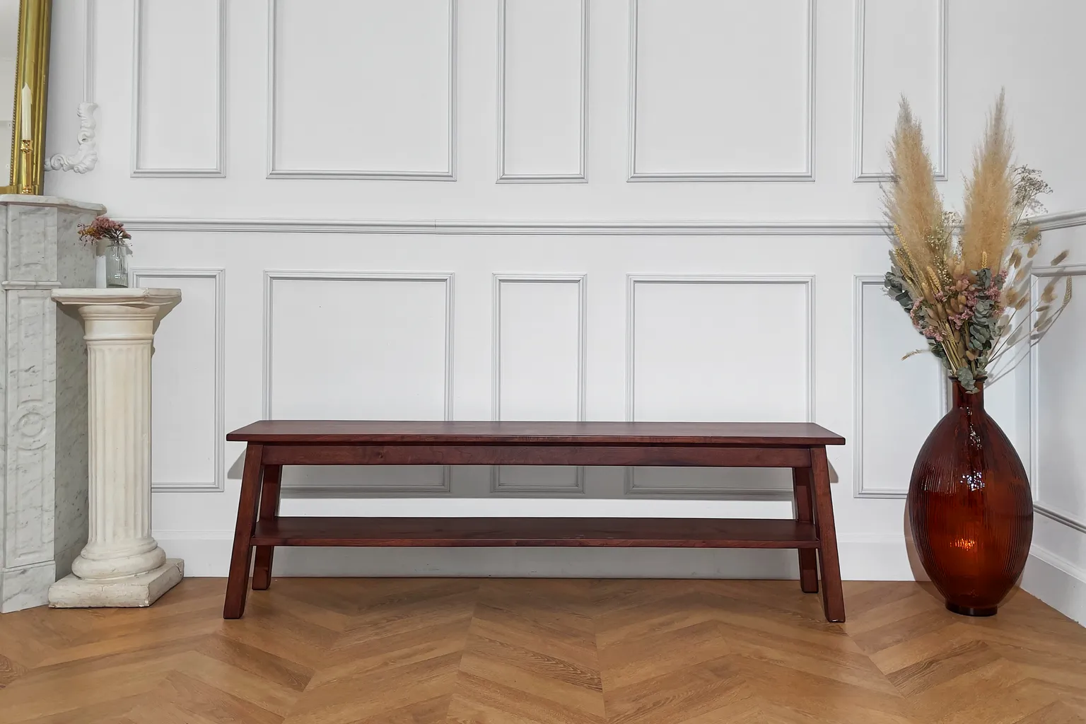 Bench and Haussmann mouldings